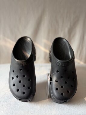 Crocs Siren Studded Clog  ✨ New With Tags ✨